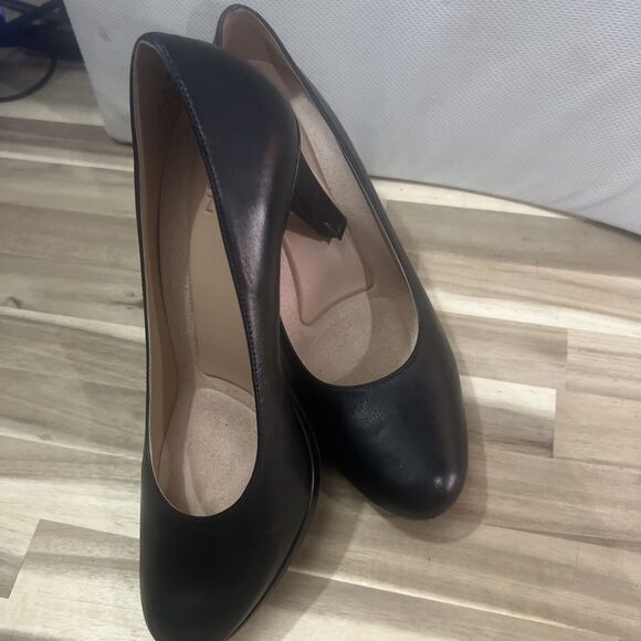 Authentic Naturalizer Womens Michelle Black Pumps Size 8.5 - Picture 11 of 11